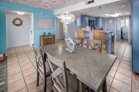 Surf Dweller 409 Apartment in Okaloosa Island