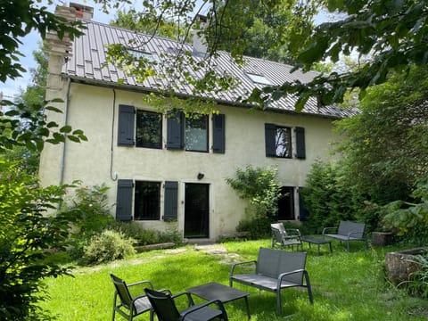 Property building, Garden