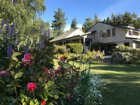 Star Dream Manor Bed and Breakfast in Lake Tekapo