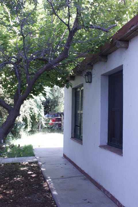 Property building, Patio, Facade/entrance