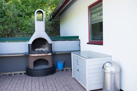 Day, BBQ facilities, BBQ facilities