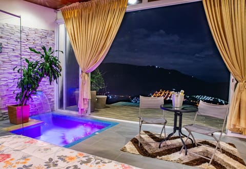 Night, Natural landscape, Hot Tub, View (from property/room), Balcony/Terrace