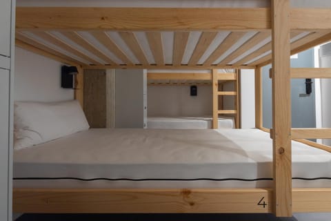 bunk bed