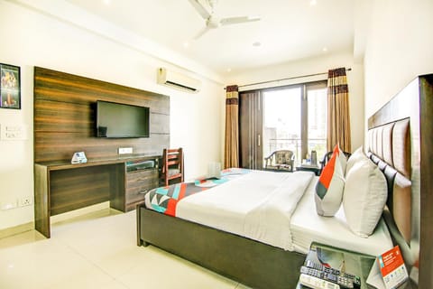 FabExpress Hemkunt Residency Noida Hotel in Noida