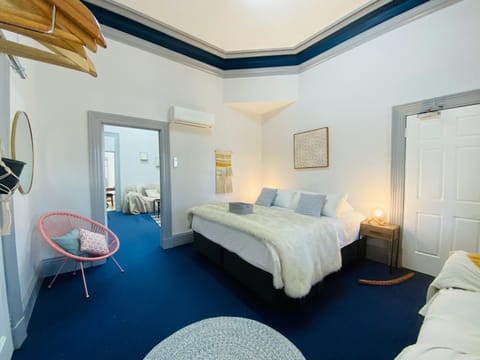 Treehouse Hideouts - Ground Level - Heygarth House Townhouse - Port of Echuca Apartment in Echuca