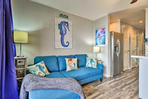 Waterfront Corpus Christi Escape with Pool Access! Condo in Corpus Christi