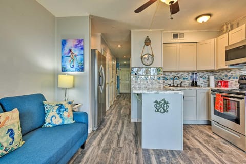 Waterfront Corpus Christi Escape with Pool Access! Apartment in Corpus Christi