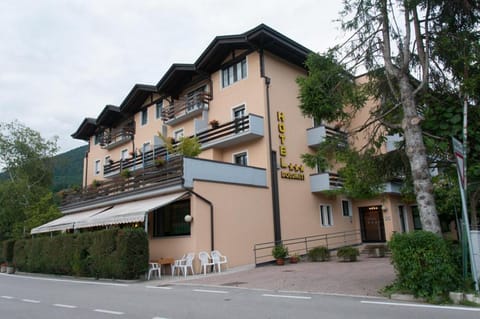Hotel Dolomiti Hotel in Levico Terme