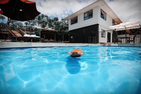 Swimming Pool Holiday Villa Vacation rental in Auckland