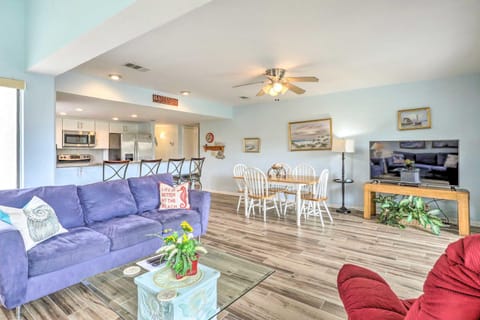 Beachside St Augustine Resort Condo, 6 Mi to Dtwn! Apartment in Saint Augustine Beach