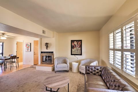 Bright Tucson Home with Patio By Rillito River Path! Maison in Catalina Foothills