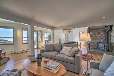 Plattsburgh Home with Deck on Lake Champlain House in Lake Champlain