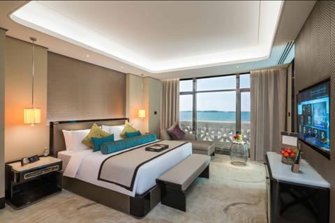 Bed, Natural landscape, TV and multimedia, Photo of the whole room, Bedroom, Sea view