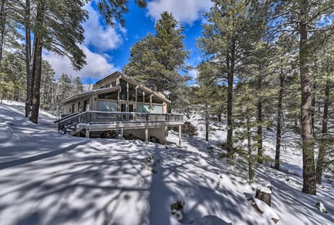 Renovated Mtn Home with EV Chargers about 10 Mi to Dtwn! Haus in Kachina Village