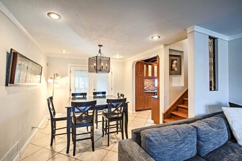 El Paso Home with Yard - Walk to UTEP and Cinci St House in Ciudad Juarez