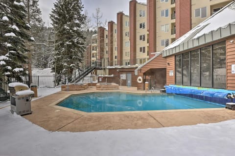 Ski-InandSki-Out Winter Park Condo with Pool Access! Apartment in Winter Park