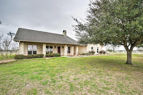 Pet-Friendly Flatonia House with Patio and Gazebo! House in Texas