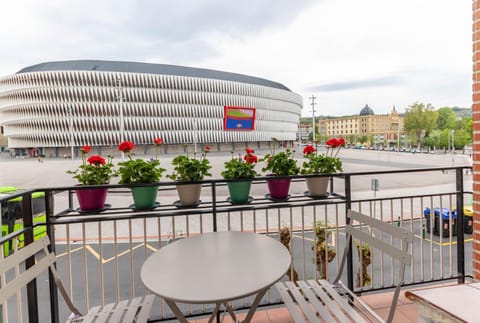 Balcony/Terrace, Landmark view, Street view