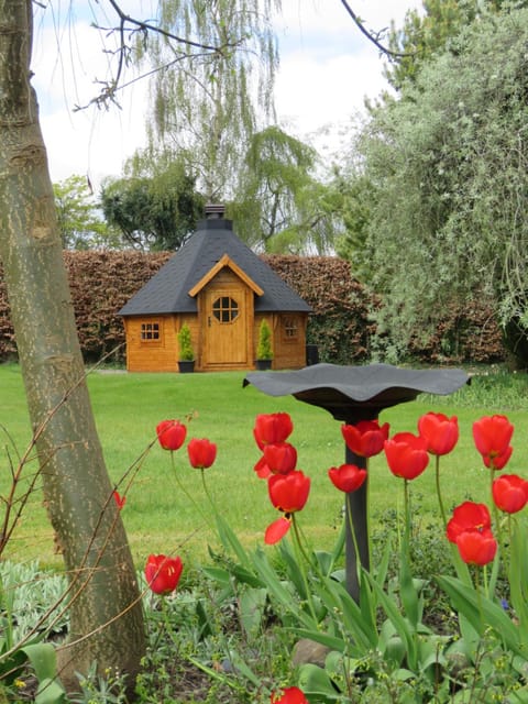 BBQ facilities, Garden
