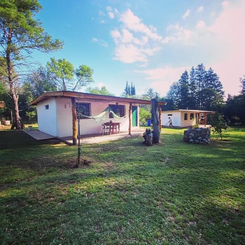 Cabañas Del Nogal, Valle Hermoso, Sierras de Córdoba. Casa in Valle Hermoso