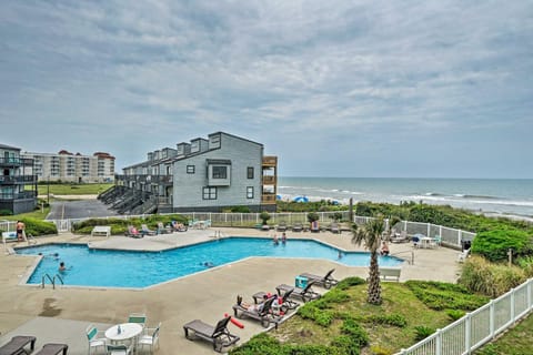 N Topsail Beach Oceanfront Condo with Pool! Apartment in North Topsail Beach
