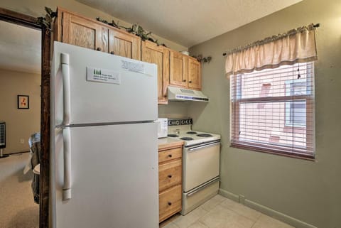 Condo with Grill Access Close to Angel Fire Resort Condo in Angel Fire