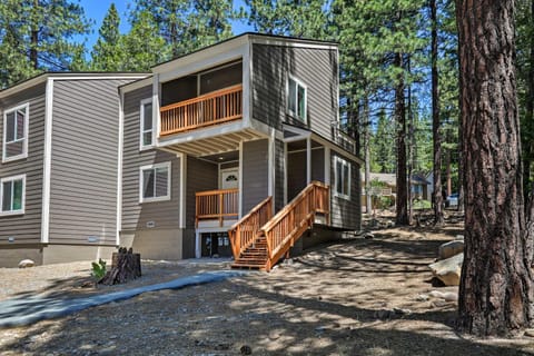 Incline Village Home 1 Mi to Skiing and Beaches! Casa in Incline Village