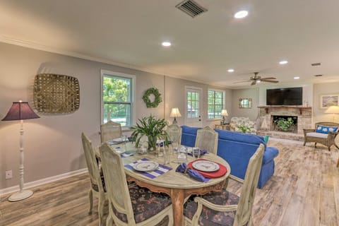 Updated Home, Less Than 1 Mile to Old Town Bluffton! Maison in Bluffton