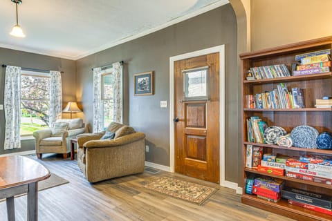 The Junction Victorian Home in Quaint Fortville! House in Fortville