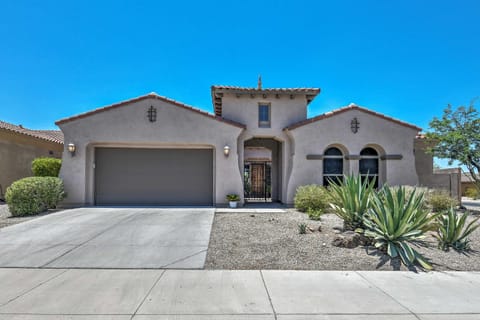 Estrella Home Near Hiking, Golfing and Goodyear Park House in Goodyear