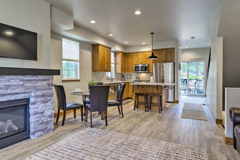 Mcall Townhome with Garage Walk to Payette Lake! House in McCall