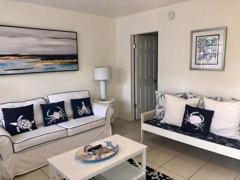 Gorgeous Beachy Chic Condo in Key Biscayne Condo in Key Biscayne