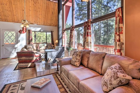 Prescott Cabin with Gas Grill about 10 Min To Downtown! Maison in Prescott