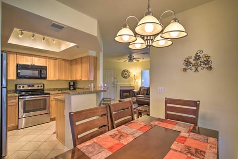 Condo with Patio about 10 Mi to Old Town Scottsdale! Copropriété in Scottsdale