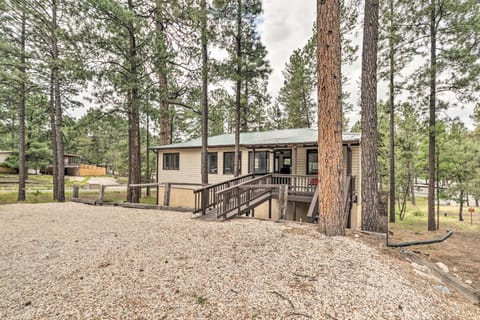 Ruidoso Home with Deck and Grill about 14 Mi to Ski Apache House in Ruidoso