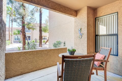 Scottsdale Resort Condo Near Dining and Shopping! Condo in McCormick Ranch