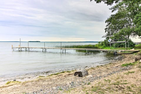 Lakefront Home with Private Dock-15 Mi to Walker House in Leech Lake