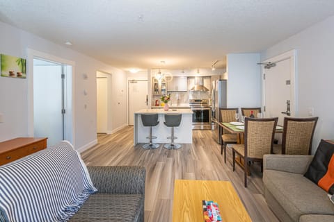 Anniversary and Honeymoon 1 Bedroom Suite 168 Condo in Canmore