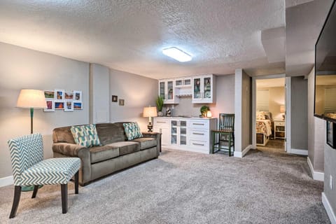 Modern Salt Lake City Apt - 20Mi to Snowbird! Apartamento in Millcreek