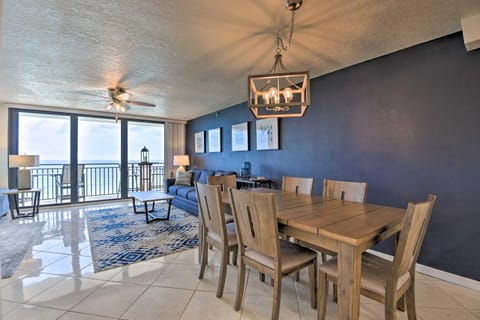 Beachfront Resort Condo with Panoramic Ocean Views! Condo in Edgewater