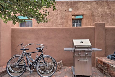 Historic Railyard Bungalow - Walkable Location! Condo in Santa Fe