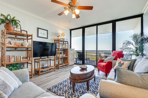 Dauphin Island Gem with Resort Perks! Apartment in Dauphin Island