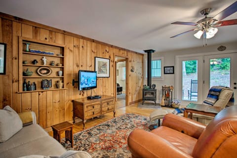 Asheville-Area Cabin with Fire Pit and Forest Views House in Buncombe County