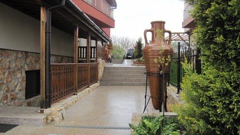 Facade/entrance, Garden view