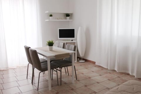 APPARTAMENTO ROSE E TULIPANI 3 Apartment in Negrar di Valpolicella