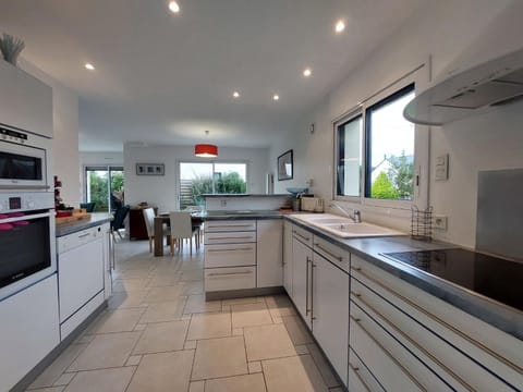 Holiday Home Golf de Bretagne by Interhome House in Brittany