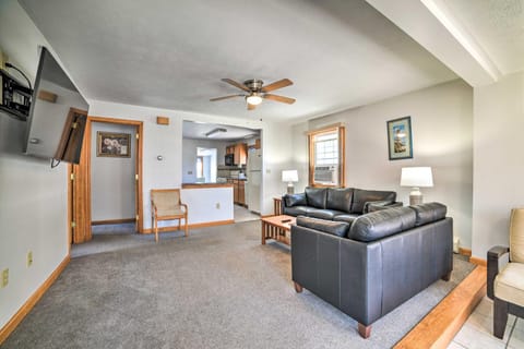 Old Orchard Beach Apt - Walk to Beach and Pier! Apartment in Old Orchard Beach