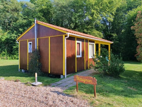 Les Chalets du Quignon Chalet in Centre-Val de Loire