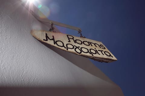 Margarita's Rooms Condominio in Folegandros Municipality