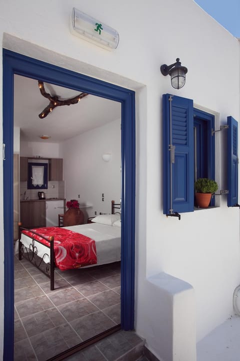 Margarita's Rooms Condominio in Folegandros Municipality